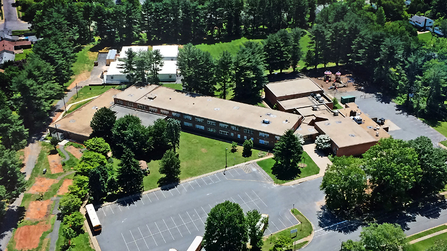 Aerial photograph of Ravensworth Elementary School taken before the start of renovations.